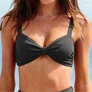 NWT Women's Bowknot‎ Front Bikini Top SIZE LARGE